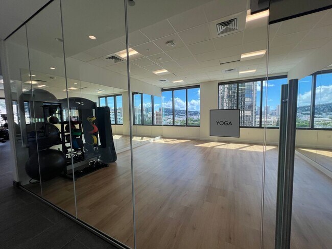 Building Photo - The Park on Keeaumoku brand new studio apa...