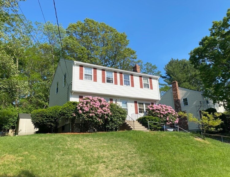 Primary Photo - 17 Circle Rd