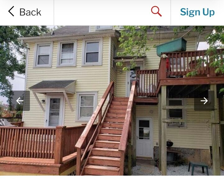 Building Photo - 2922 E Cold Spring Ln