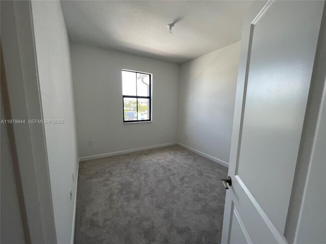 Building Photo - 13146 SW 234th Ter