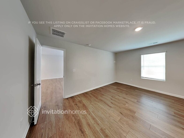 Building Photo - 5113 Spring Breeze Blvd