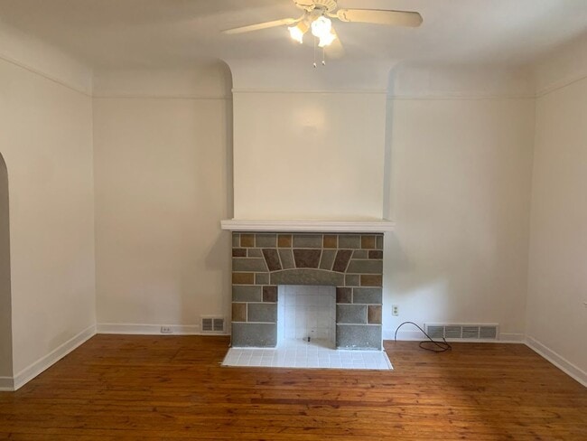 Building Photo - Incredible Shadyside Home!
