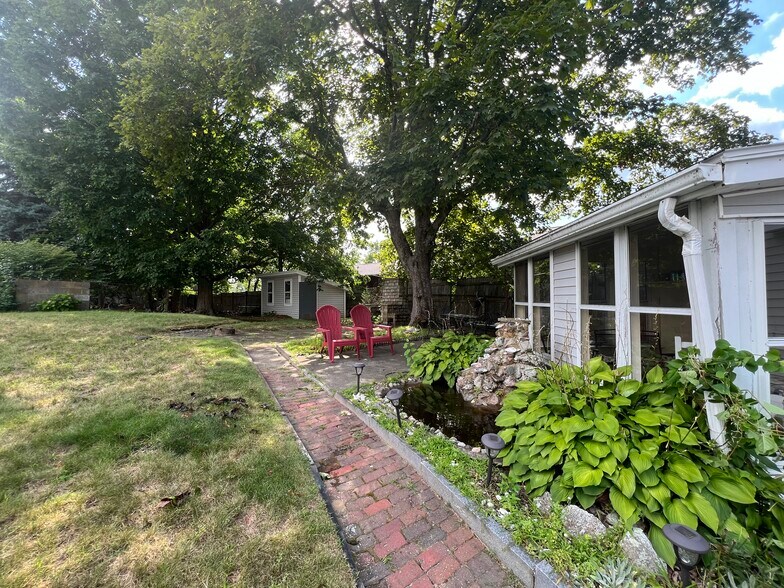Yard - 265 Common St