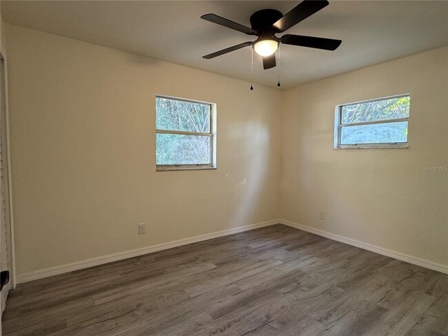 Building Photo - 7224 Valiant Ct