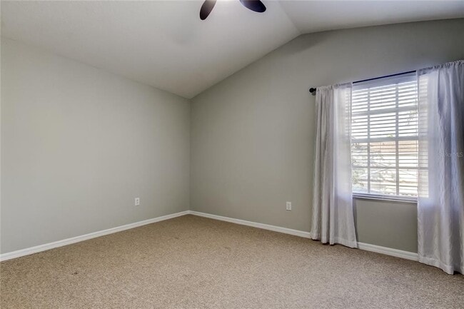 Building Photo - 9002 Spring Garden Way