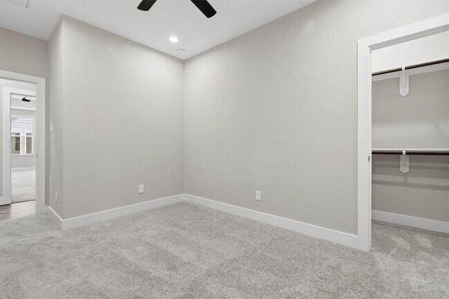 Building Photo - 11 Wellford St