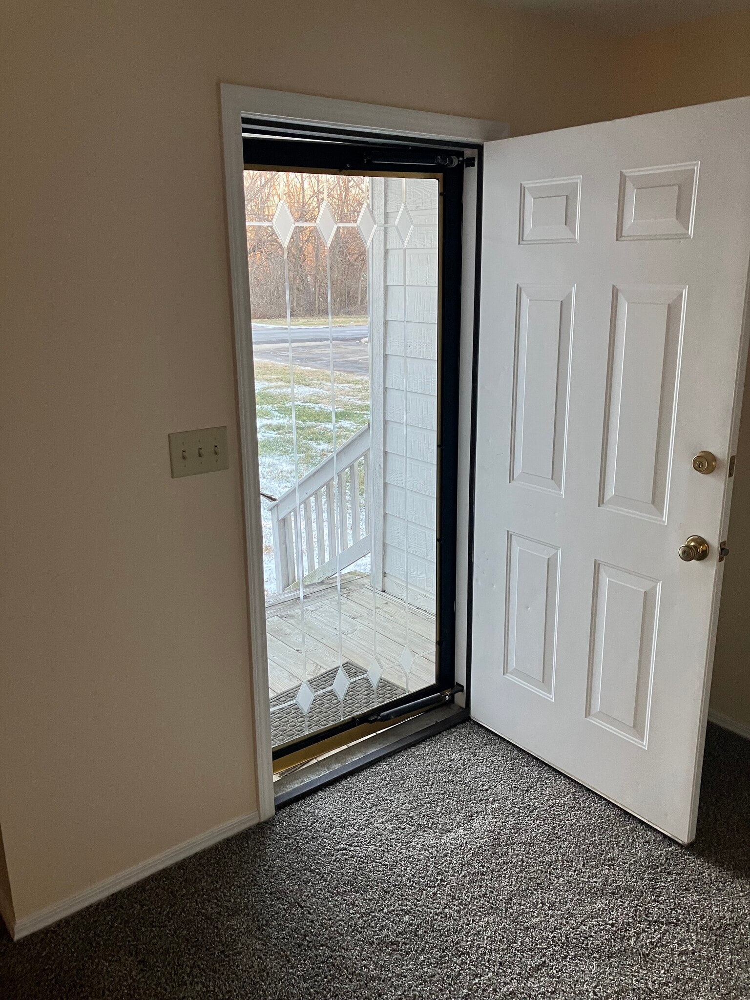 Front entrance - 916 N Frederick St