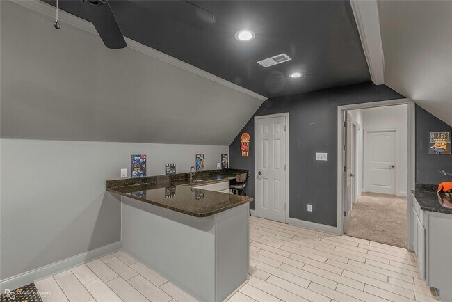 Building Photo - Rental Property in Benton