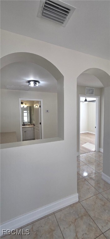 Building Photo - 1214 NE 18th Pl