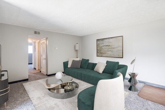 Building Photo - Tates Creek Crossings