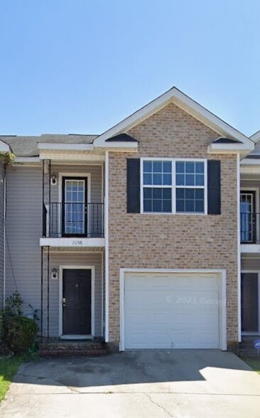 Primary Photo - 2058 Reserve Ln