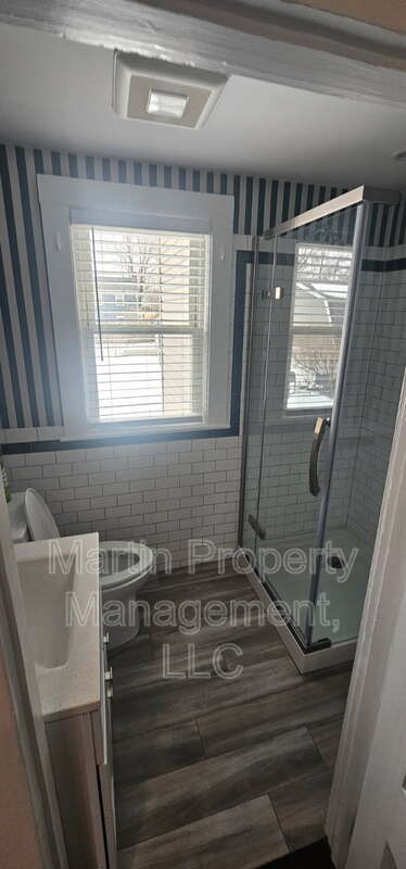 Building Photo - 6 Eastern Ave