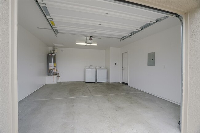 Building Photo - 3850 E Teri Ct