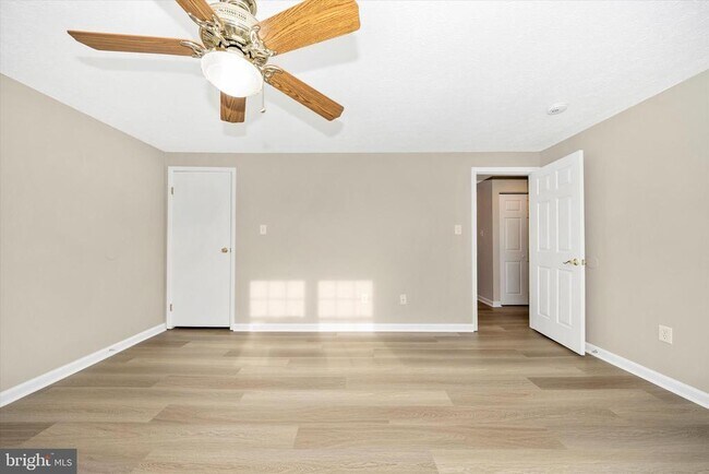 Building Photo - 103 Savannah Ct