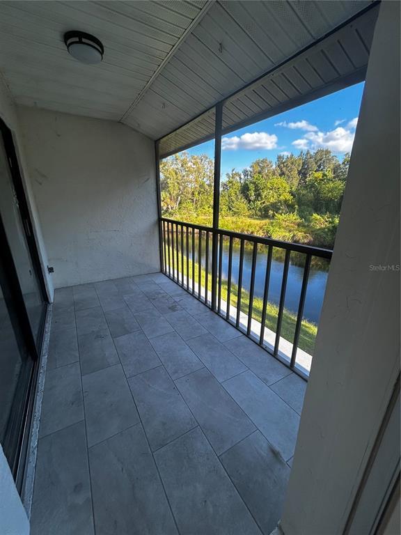 Building Photo - 4089 Lake Forest Dr