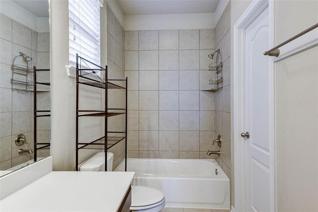 Building Photo - 2603 Deerwood Heights Ln