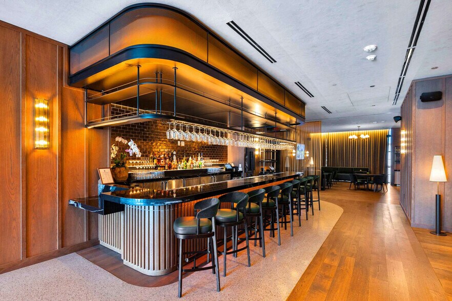 Building Photo - 159 NE 6th St