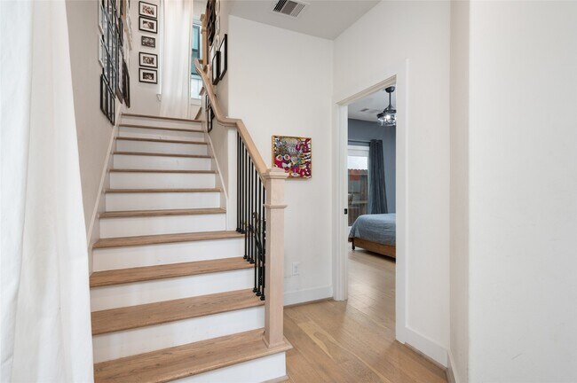 Building Photo - 1747 Ojeman Spring Ln