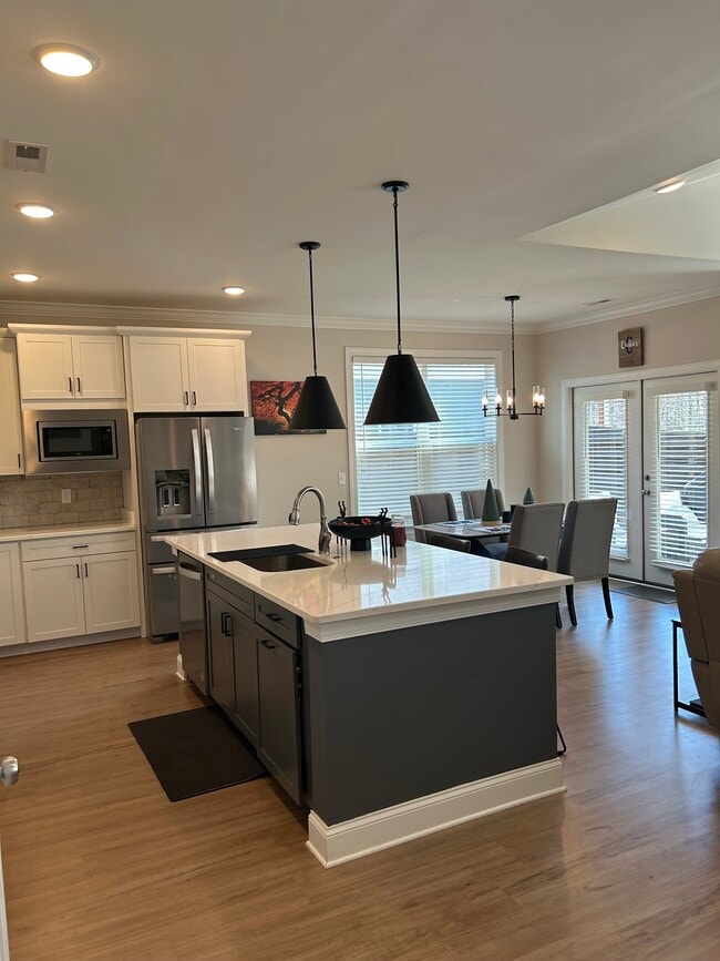 Building Photo - 1390 Cobbler Ct