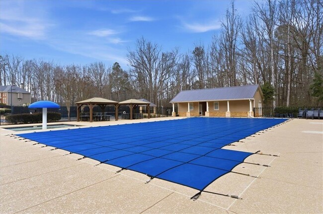 Building Photo - 4428 Madison Woods Dr NW