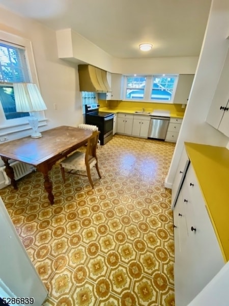 Building Photo - 136 S Centre St