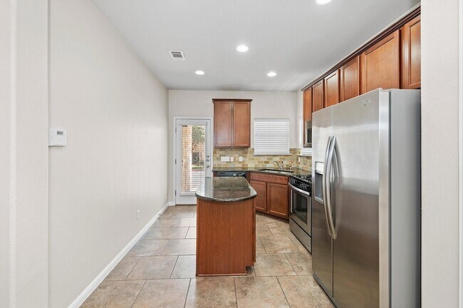Building Photo - 11400 W Parmer Ln