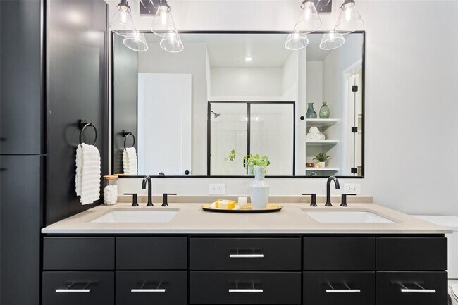 Building Photo - 4510 Terry-O Ln