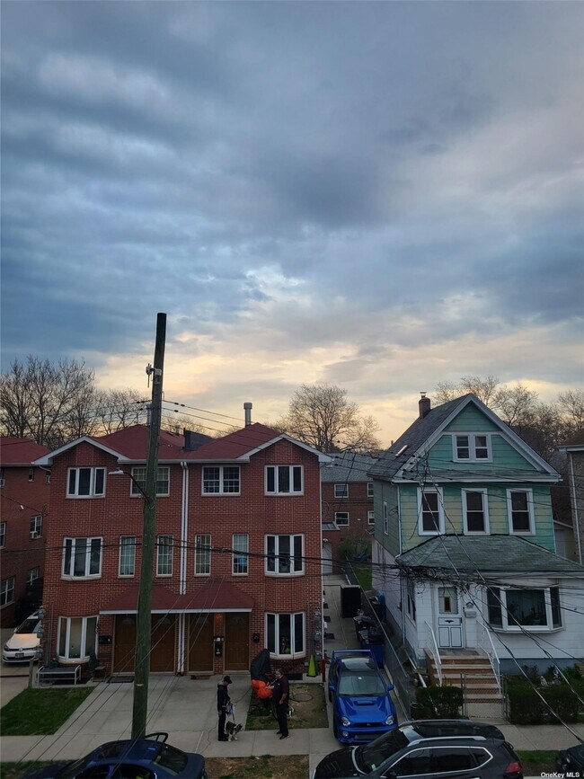 Building Photo - 40-24 191st St