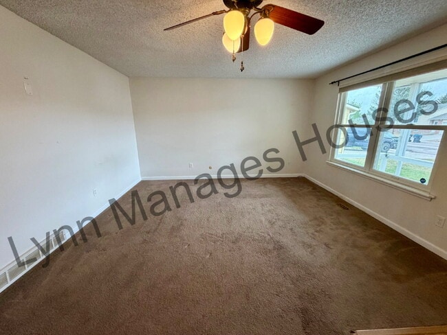 Building Photo - Single Family Home - Ready Now!