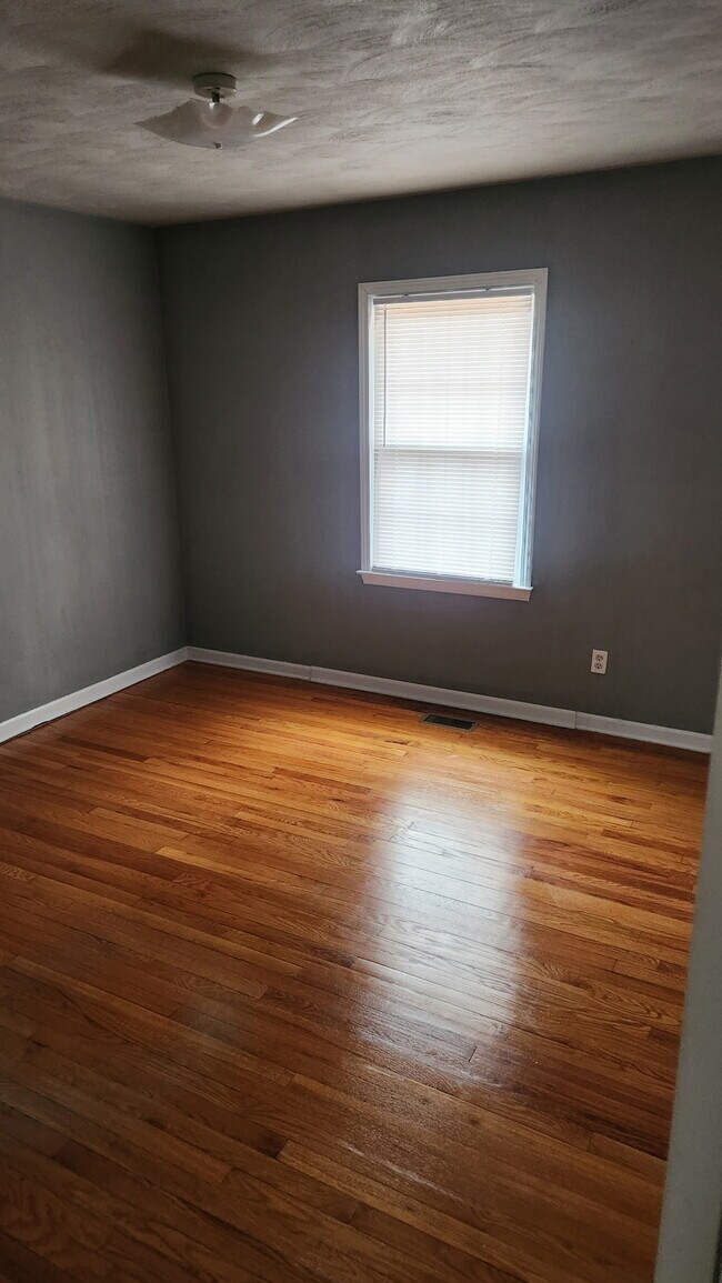 Building Photo - 1603 NC-461