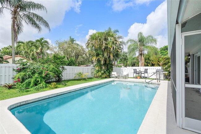 Building Photo - 11780 NW 27th Ct