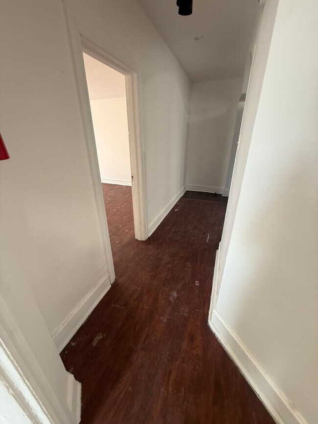 Building Photo - 6515 Rising Sun Ave