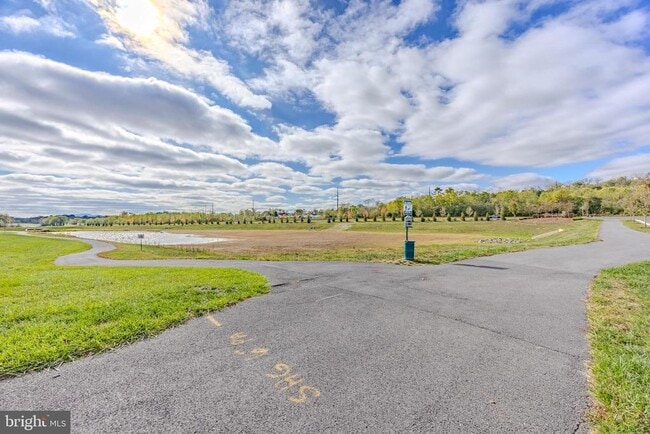 Building Photo - 171 Schyrock Dr