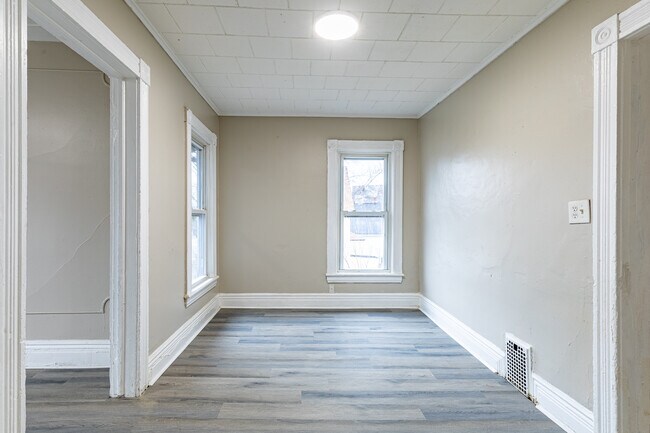 Building Photo - 25 Wabash St