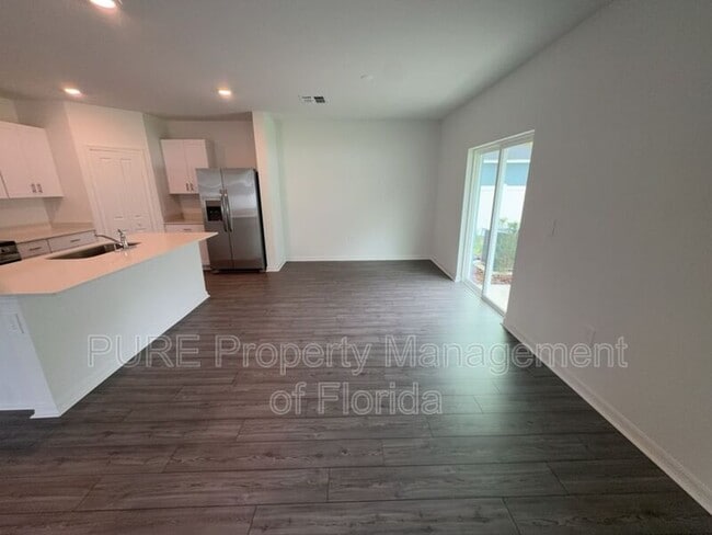 Building Photo - 1304 NW 48th Terrace