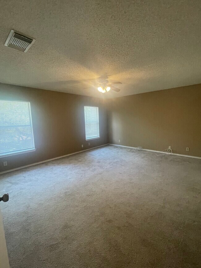Building Photo - 7838 Caston Park Dr
