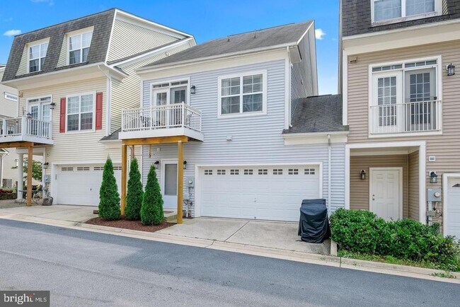 Building Photo - 10214 Nuthatch Dr