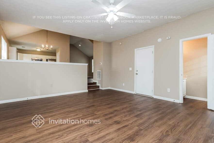 Building Photo - 85 Hazelhurst Dr