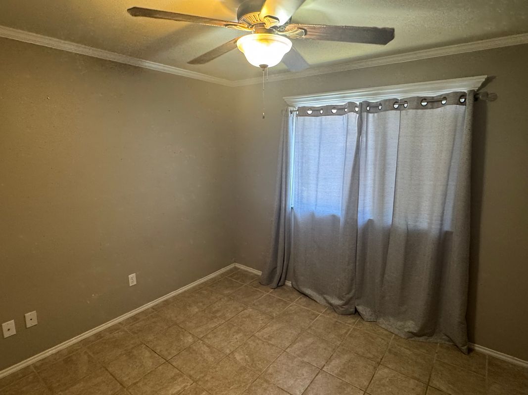 Building Photo - 7806 Grizzley Dr