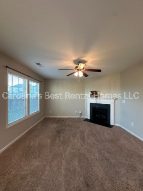 Building Photo - 257 Allans Mill Dr