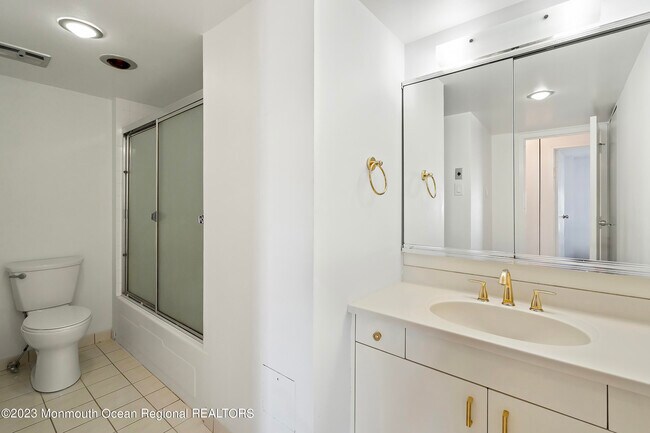 Building Photo - 787 Ocean Ave