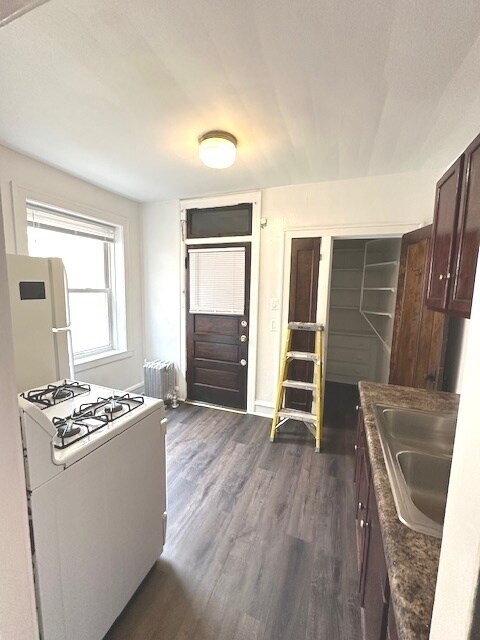 Building Photo - 4430 N Laporte Ave