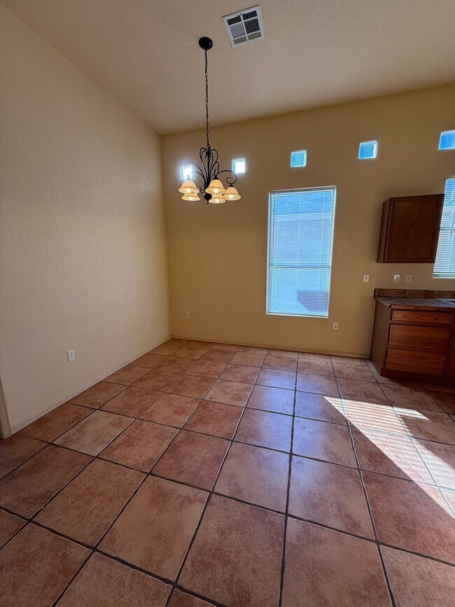 Building Photo - 4804 Camino Dos Vidas