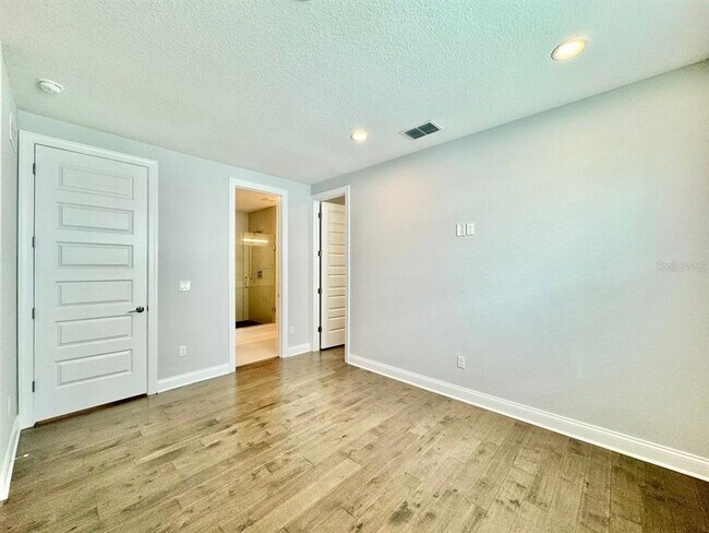 Building Photo - 4215 W North A St