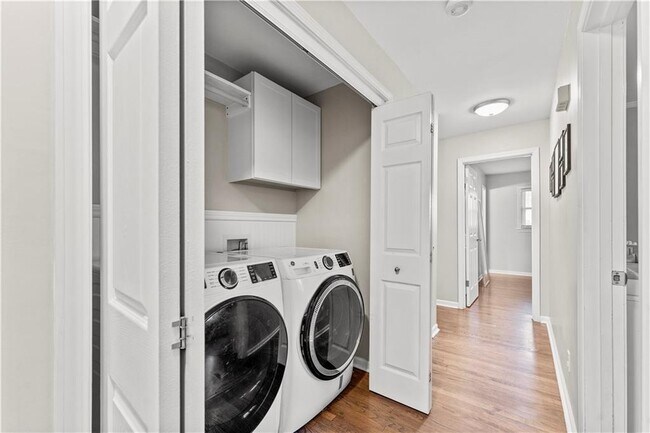 Building Photo - 7635 W 114th Ter