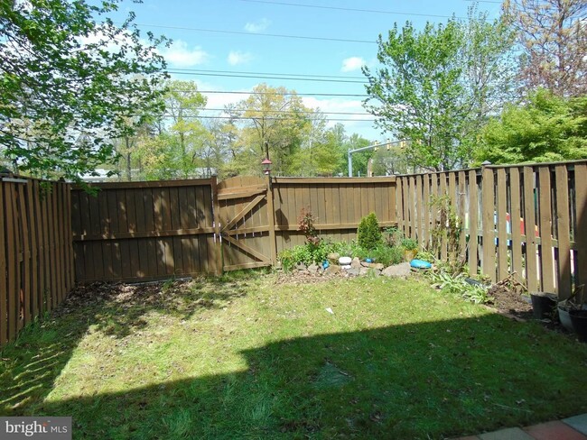 Building Photo - 14854 Bolton Rd