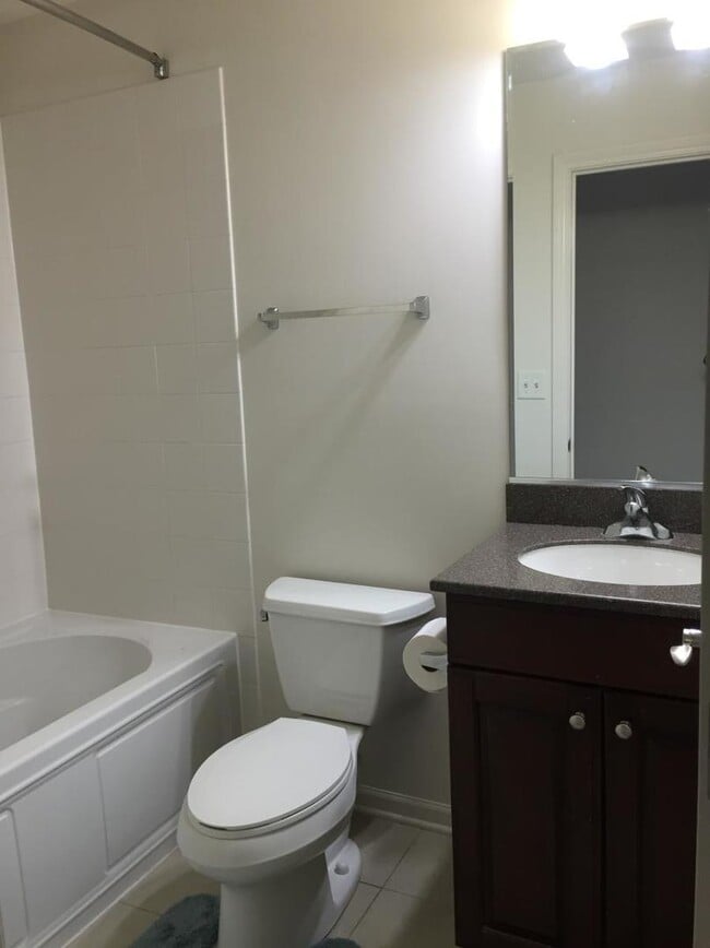 Building Photo - 2481 Waterbury Ln