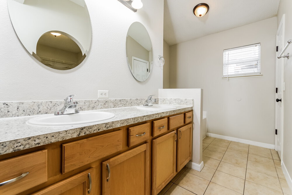Building Photo - 2938 Elbib Dr