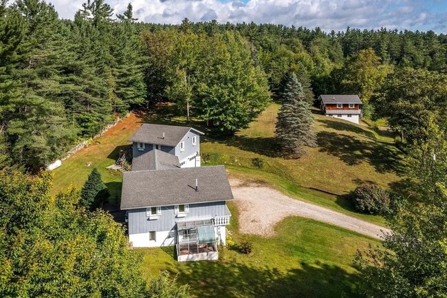 Building Photo - 13 Winhall Hollow Rd