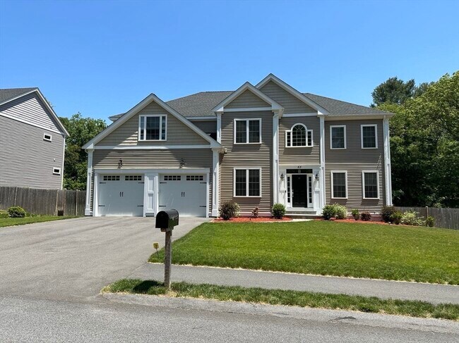 Building Photo - 53 Wellesley Rd Ext